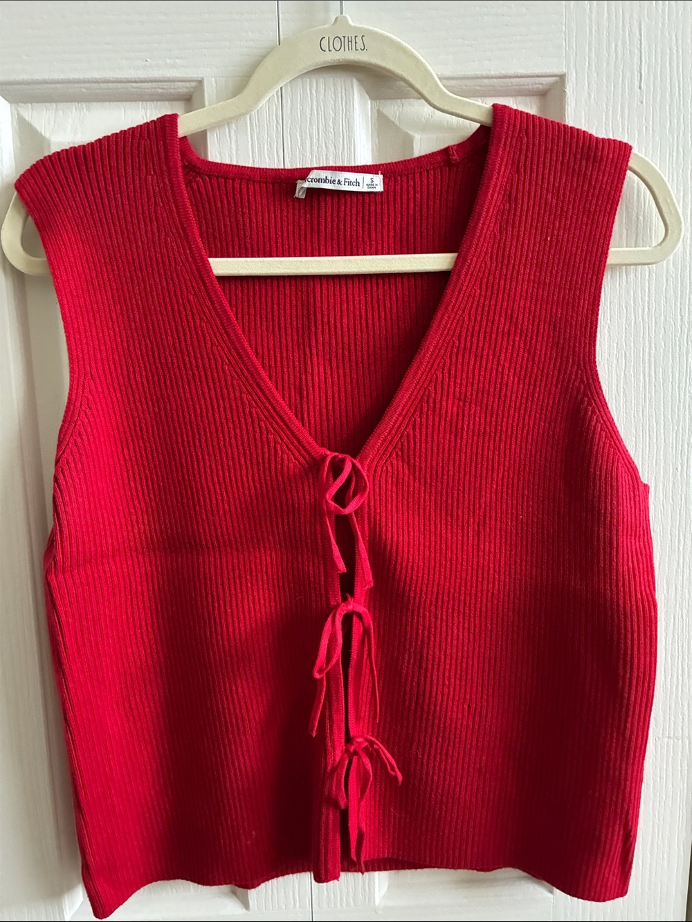 Abercrombie & Fitch Red Ribbed Tie-Front V-Neck Tank